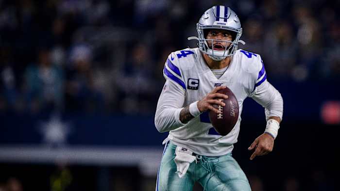 Dallas Cowboys quarterback Dak Prescott in action during the game between the Bills and Cowboys at AT&T Stadium.